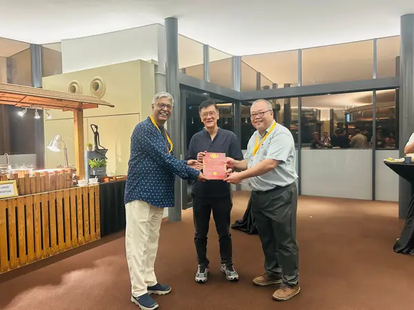 Special Award presentation to Prof Lai Choy Heng, NUS